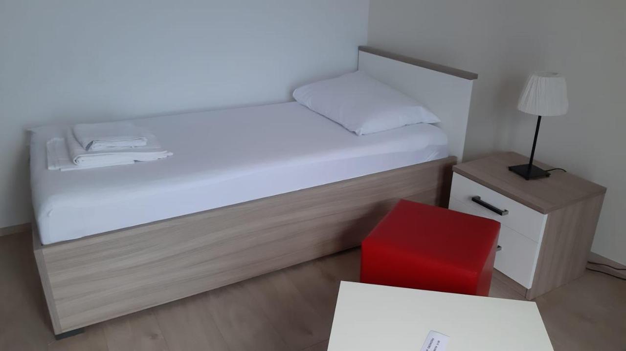 Apartmani Lara Gradac  Exterior foto